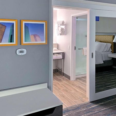 Hampton Inn & Suites Houston East Beltway 8, Tx Buitenkant foto