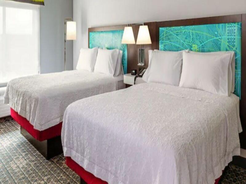 Hampton Inn & Suites Houston East Beltway 8, Tx Buitenkant foto