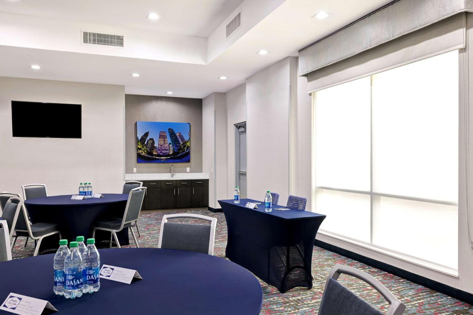 Hampton Inn & Suites Houston East Beltway 8, Tx Buitenkant foto