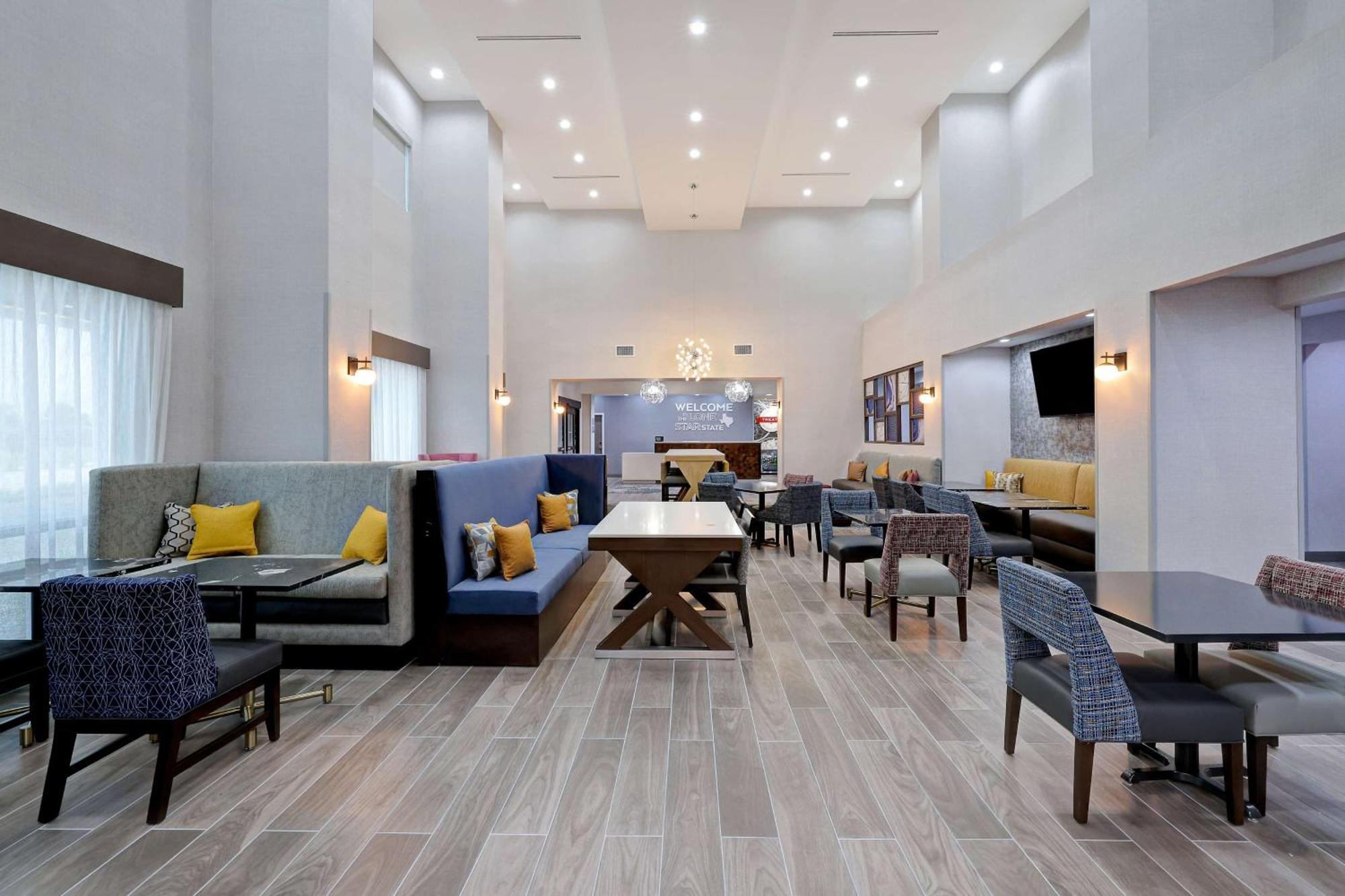 Hampton Inn & Suites Houston East Beltway 8, Tx Buitenkant foto