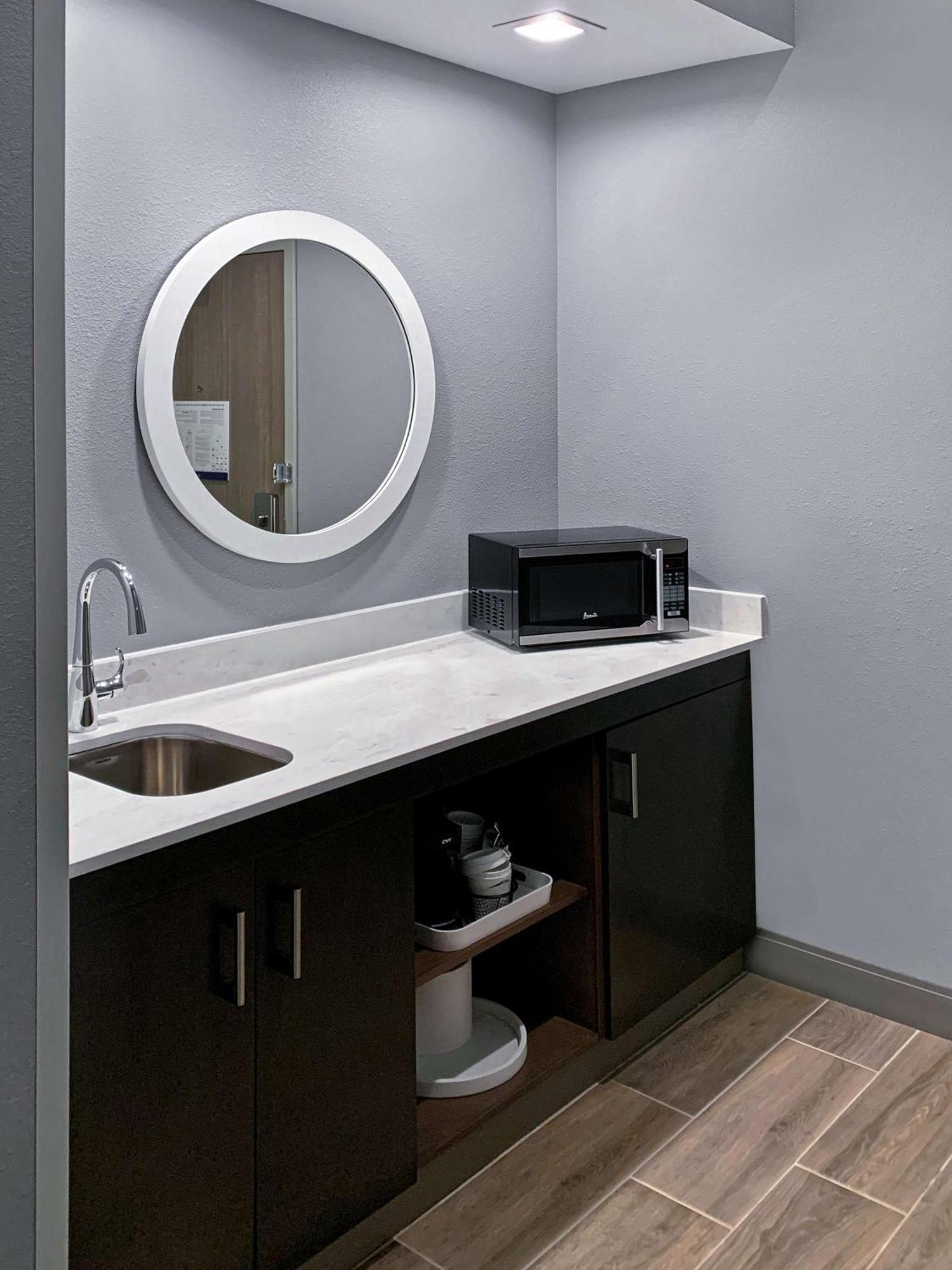 Hampton Inn & Suites Houston East Beltway 8, Tx Buitenkant foto
