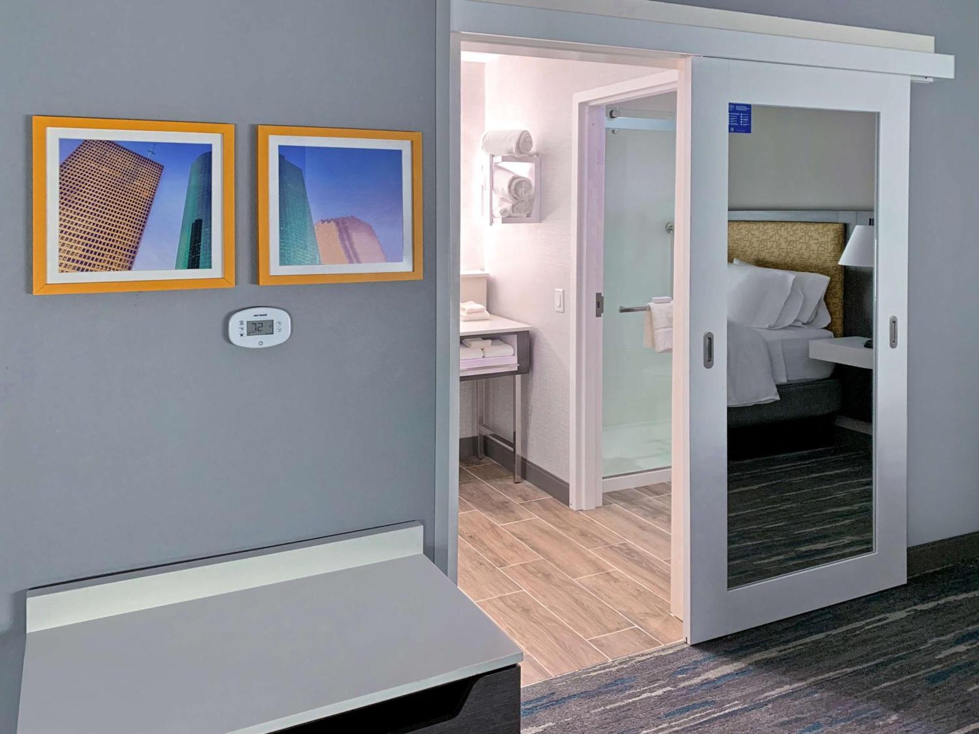 Hampton Inn & Suites Houston East Beltway 8, Tx Buitenkant foto
